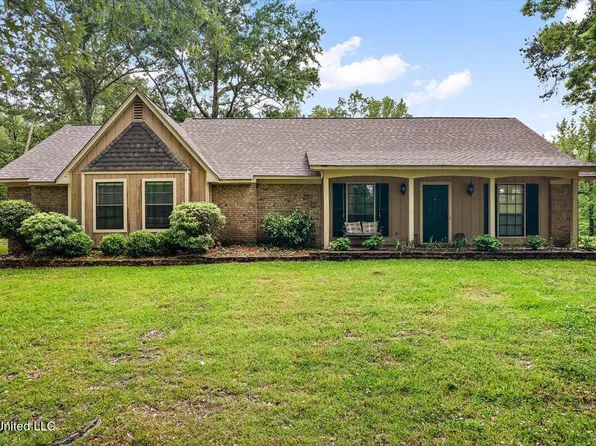 7155 Jackson Raymond Rd #B, Raymond, MS 39154