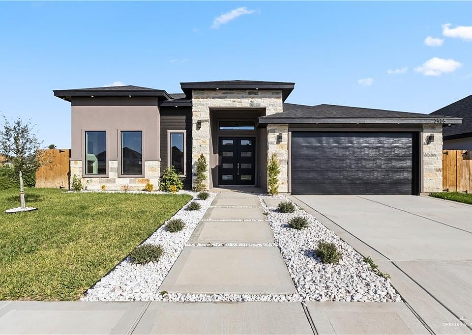 1st image of 2905 Arboledas Dr