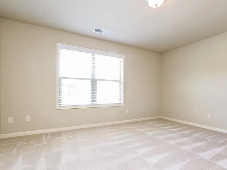 1415 Kilchis Falls Way — Photo 10