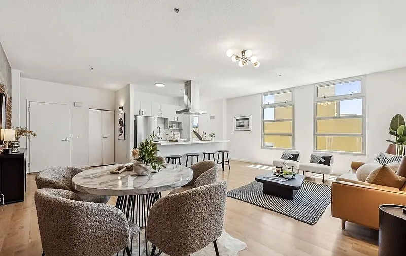 1 bed, 1.0 bath, 851 sqft, $3,000 — Photo 2