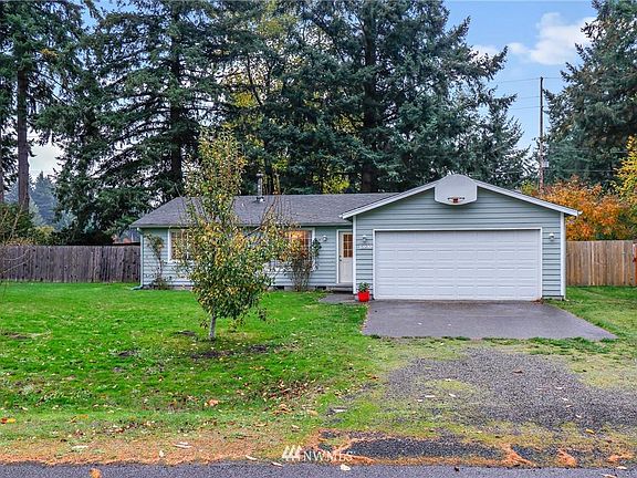 3rd image of 5232 Berger Dr SE