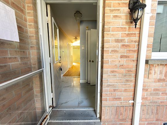 4th image of 13 Wickstead Ct