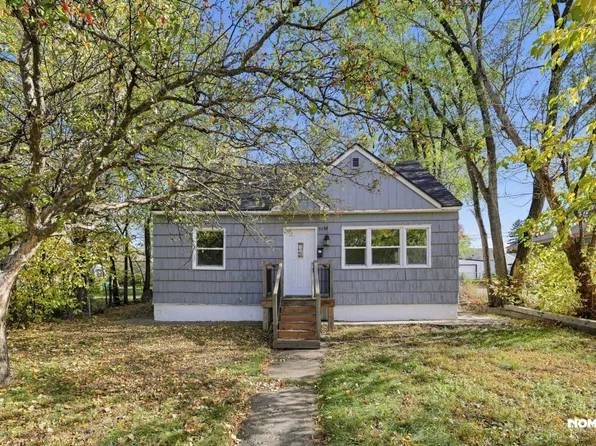 5149 University Ave NE, Columbia Heights, MN 55421