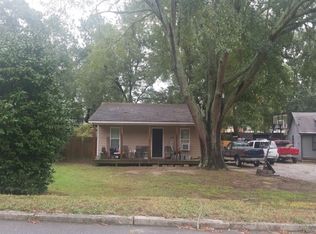 137 Pine St, Fairburn, GA 30213