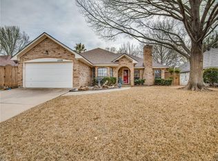 1228 Rio Grande Dr, Benbrook, TX 76126