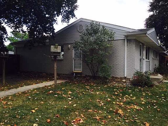 4th image of 10107 Katherine Ct