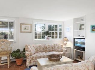 39 Waters Edge Rd, Southampton, NY 11968