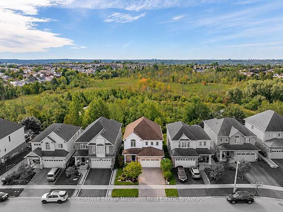 4th image of 21 Trimble Cres