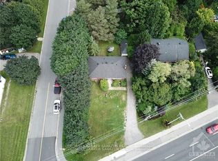 2831 Bank St, Ottawa, ON K1T 1N2