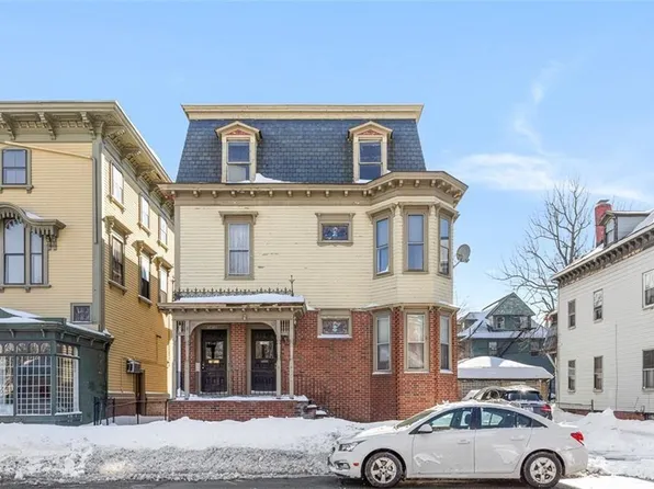 1402 Westminster St #2R, Providence, RI 02909
