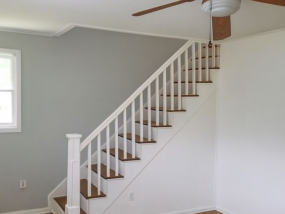 4th image of 87 Seaview Ave #A