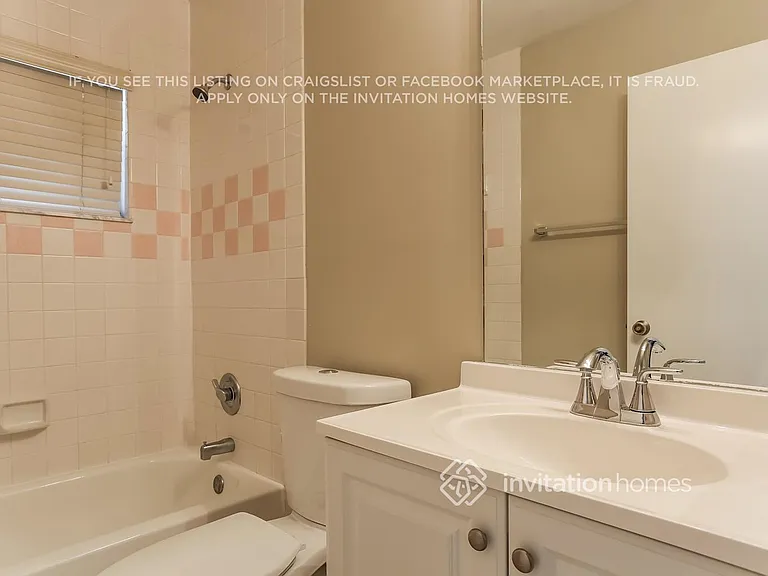 576 NW 48th Ave — Photo 18