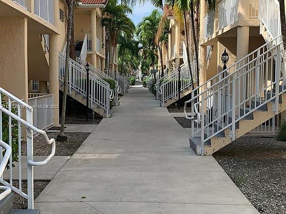 5th image of 6962 NW 179th St #2036