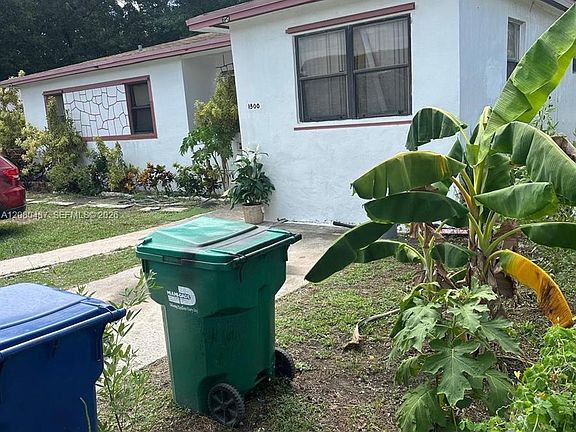 4th image of 1500 NE 150th St
