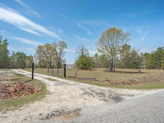 4th image of 932 Toms Creek Rd