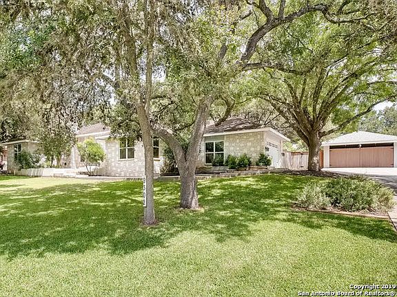 2nd image of 9302 Bluebell Dr