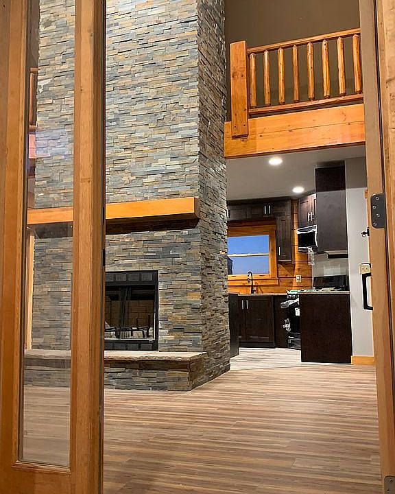 2506 E Main St, Vermillion, SD 57069 Zillow