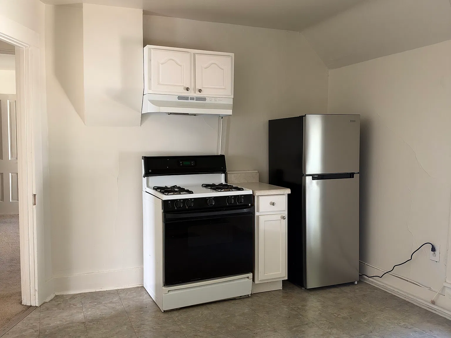 1 bed, $900 — Photo 3