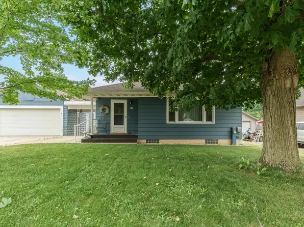 125 Edward St, Footville, WI 53537