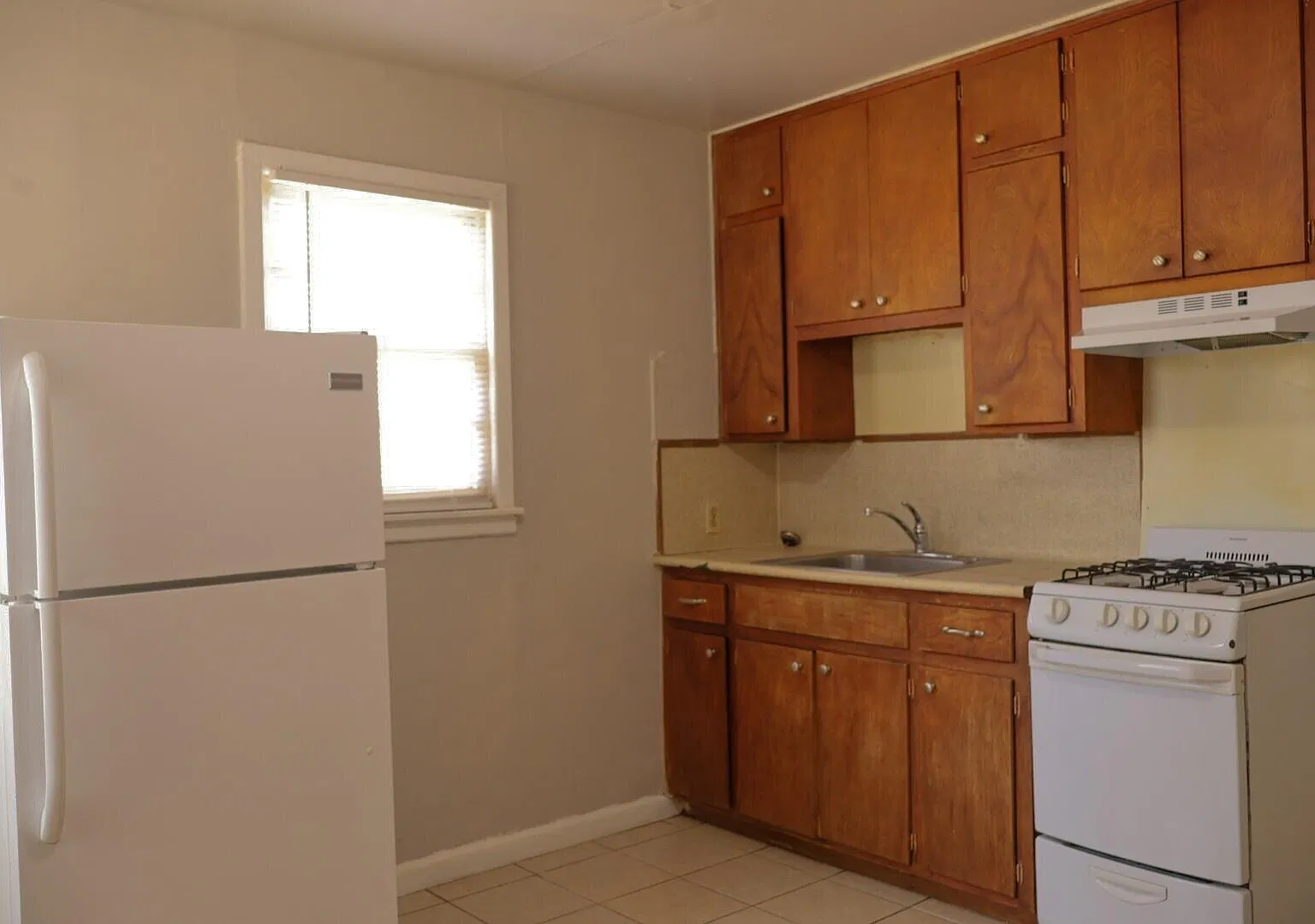 1 bed, 1.0 bath, 360 sqft, $650 — Photo 3