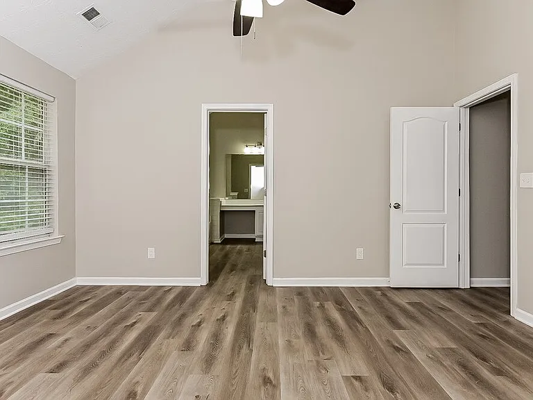 7423 Garnet Dr — Photo 9