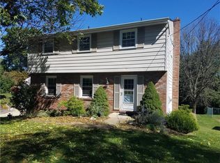 203 Blue Jay Dr, Canonsburg, PA