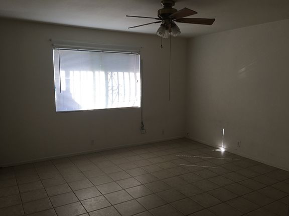 5th image of 1183 W Phillips Blvd