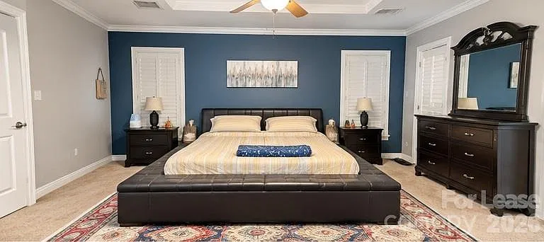 4 bed, 3.5 bath, 4272 sqft, $6,000 — Photo 4