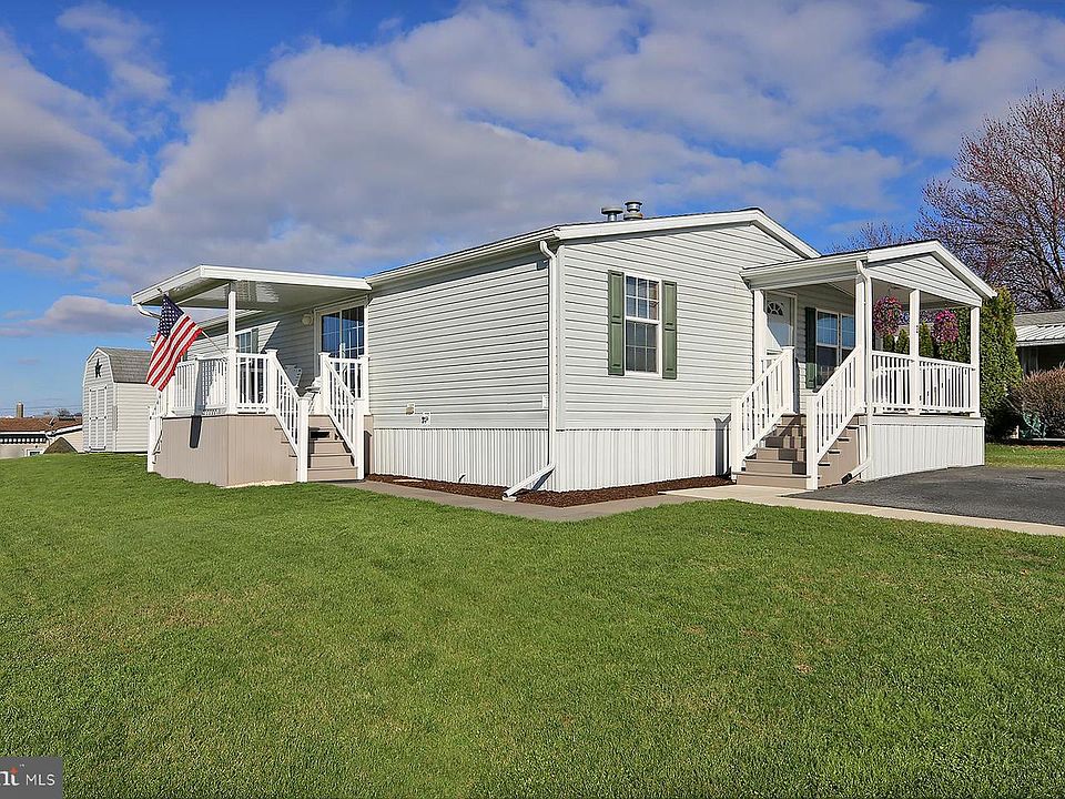 1st image of 1300 E Kercher Ave Lot 3