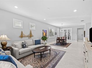 7694 Jacaranda Ln, Naples, FL 34114