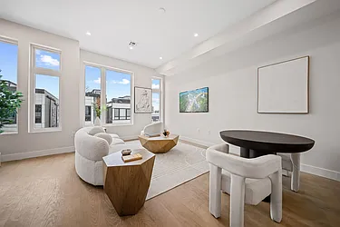 31 Graham Street, #2