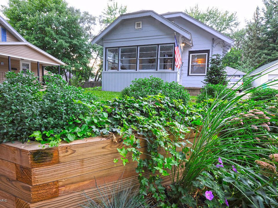 1st image of 3263 Wedgewood Ct SW