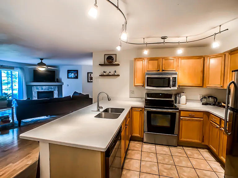 1432 Morgan Ct #1401 — Photo 8