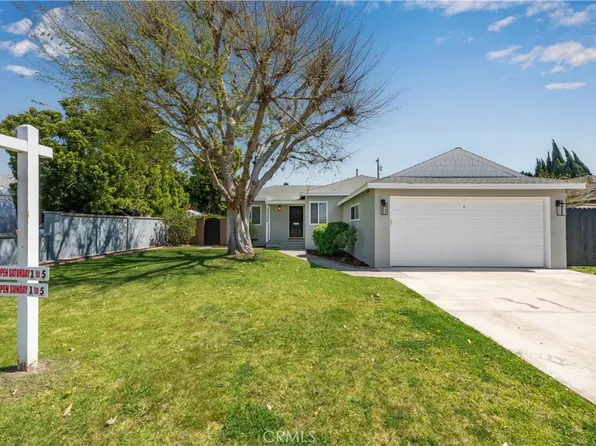 11132 Tarawa Dr, Los Alamitos, CA 90720