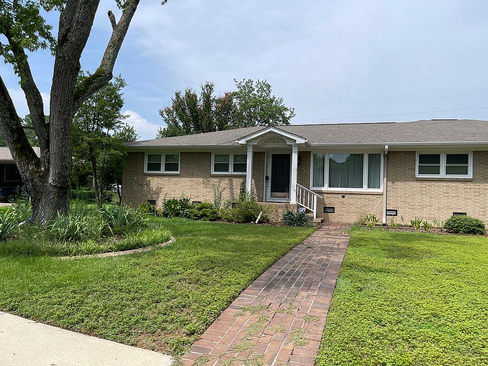 Family home with tremendous curb appeal.
