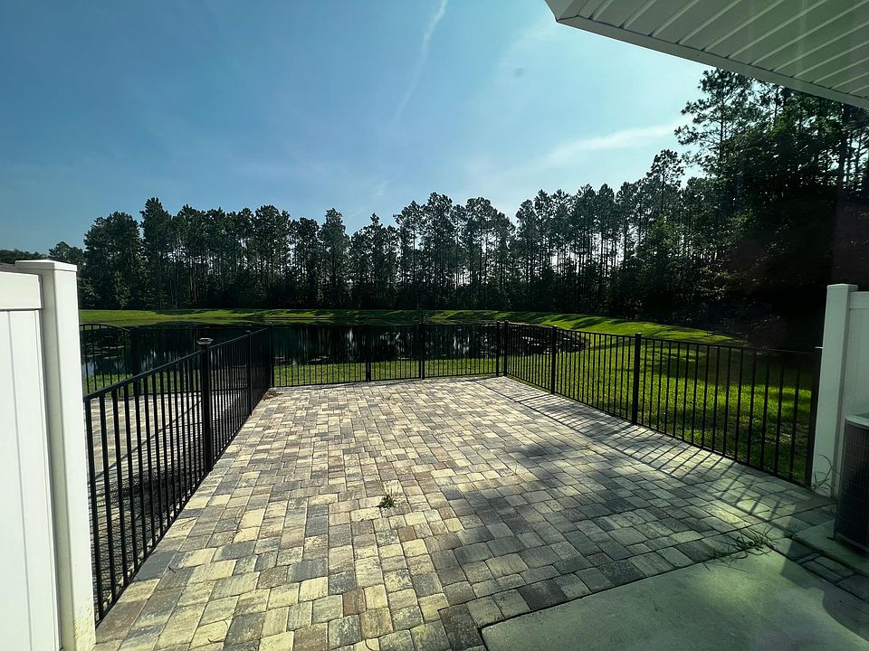 1st image of 481 Servia Dr