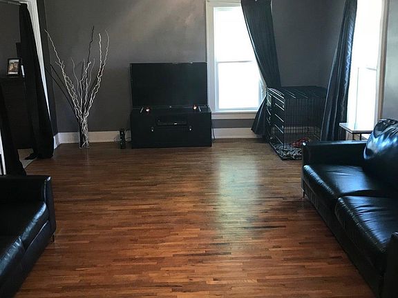 5th image of 217 Delia Ave
