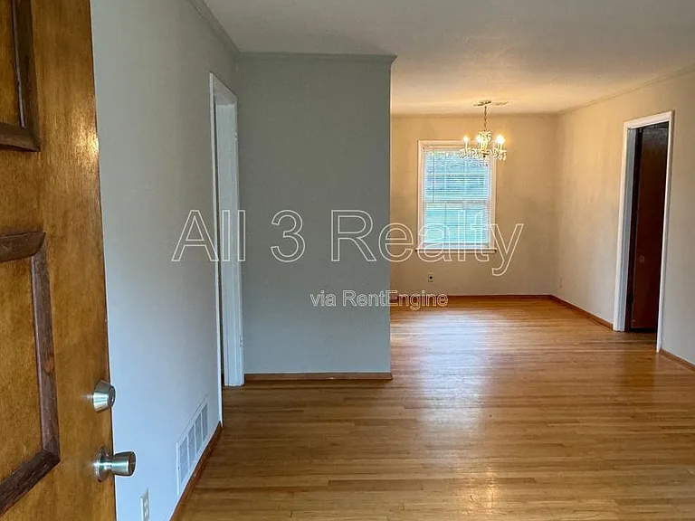 3390 Arborfield Rd — Photo 4