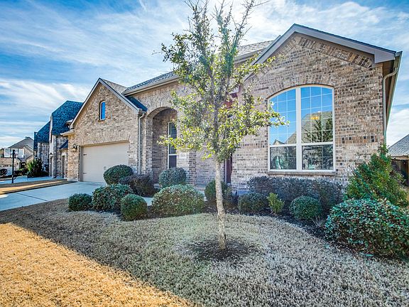1420-bluebell-ave-argyle-tx-High-Res-3.jpg