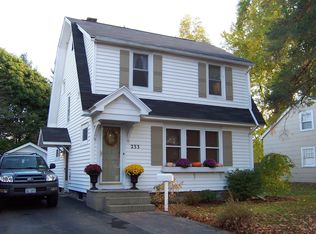 233 Wildmere Rd, Rochester, NY 14617