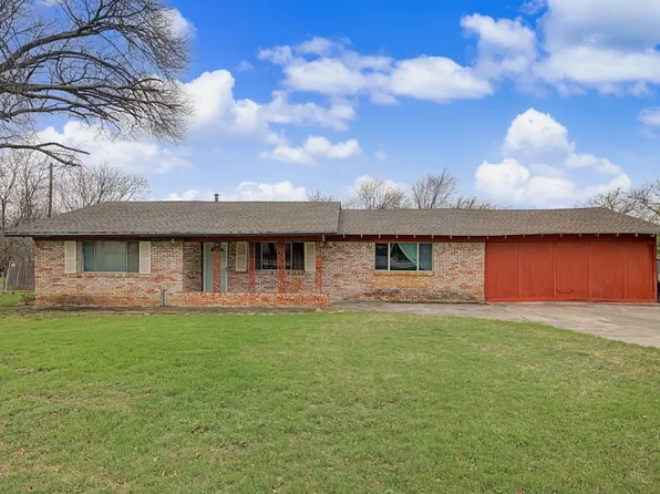 4113 Canyon Trl, Lake Worth, TX 76135