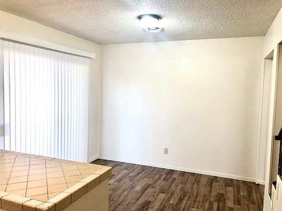 4th image of 1134 N Olive Ave
