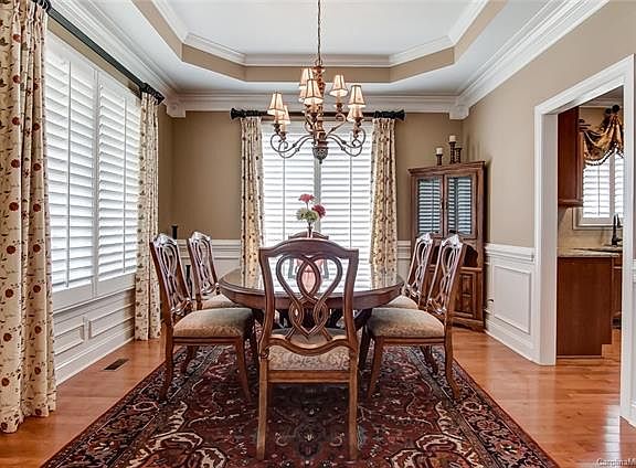 5th image of 1636 Williamsburg Dr