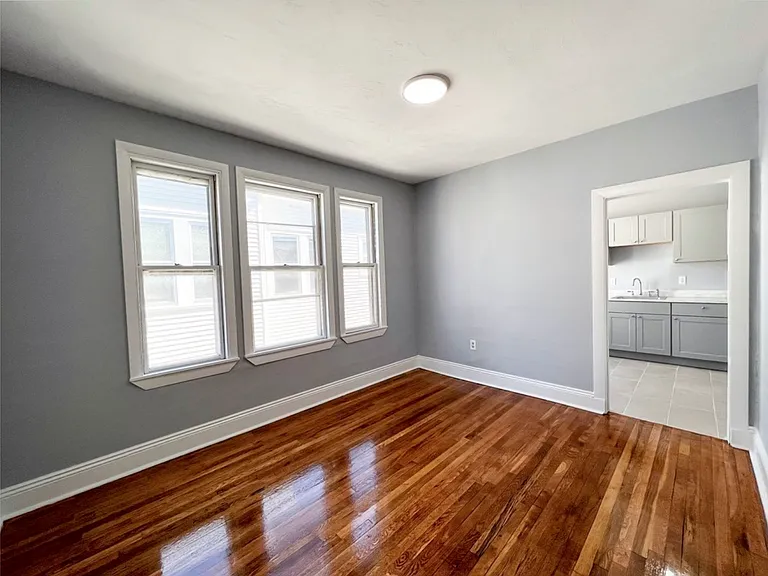 21 Whipple Ave #3 — Photo 6