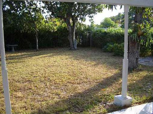 2nd image of 1020 NW 126th St