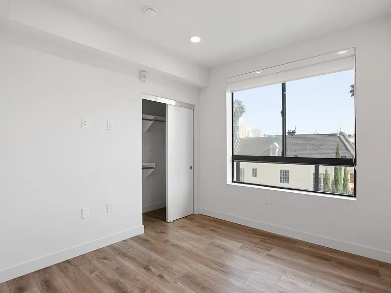 740 South Ridgeley — Photo 39