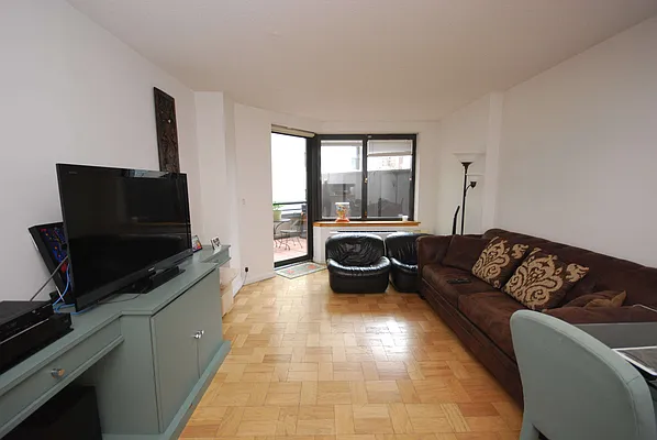 Rented by Luxury Habitat | media 16