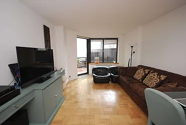 Rented by Luxury Habitat