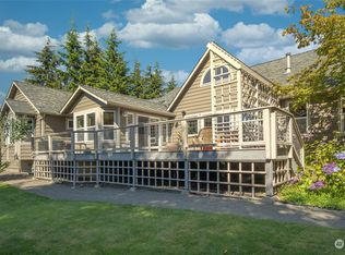 39109 Bear Berry Pl NE, Hansville, WA 98340