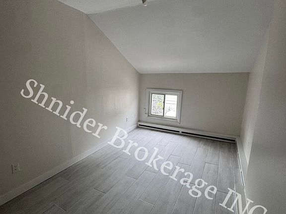 4th image of 55 Lander St #2U
